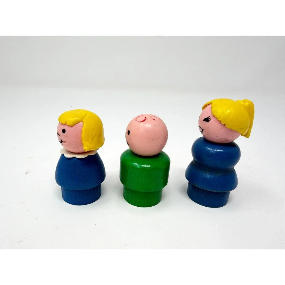 Vintage Fisher Price Little People Wood Body Plastic Head Lot of 3 Mom Girl Boy